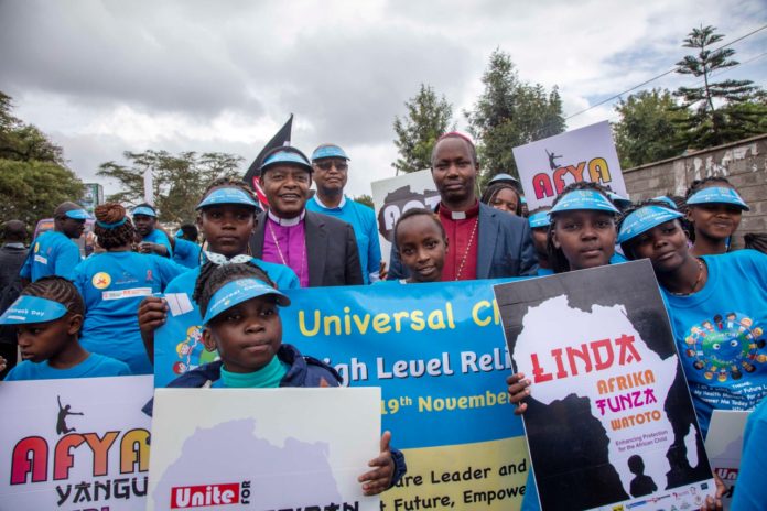 Kenya. Faith communities promote prevention, access to treatment and care on HIV