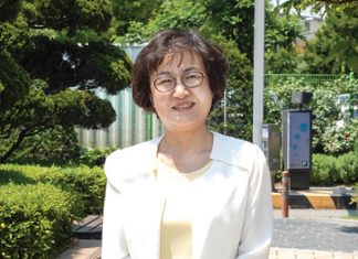 The testimony: “I saw a strong angel protecting me in the car accident!”