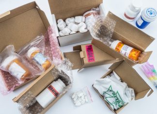 Burmese Army Provides Disease Prevention Supplies to Religious Leaders