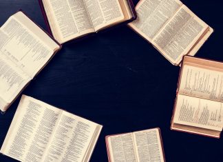 Publishers in China celebrate production of 200 millionth Bible